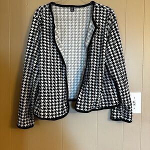 SHEIN Black and White Houndstooth Cardigan